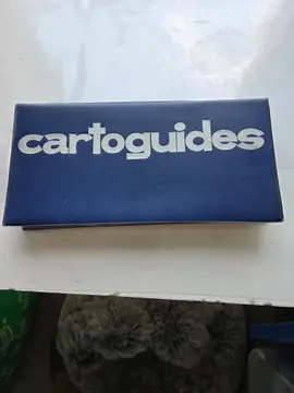 pochette avec 14 cartes de dèpartement a visité