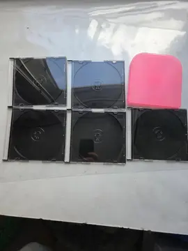 6 boitiers pour CD neuf