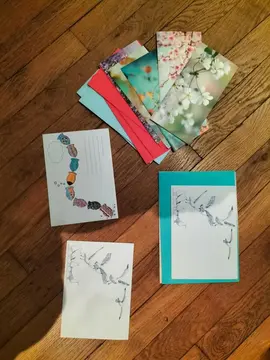 lot de cartes et enveloppes
