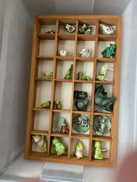 Collection de grenouilles
