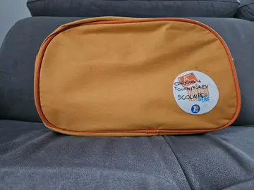 grande pochette