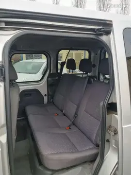 Sièges auto neufs