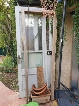 porte en bois vitrée et cadre