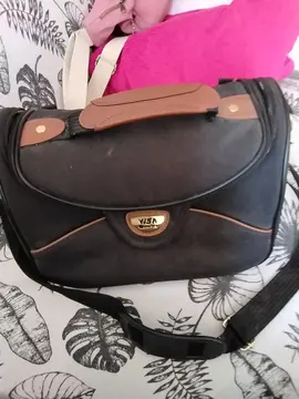 TROUSSE DE TOILETTE