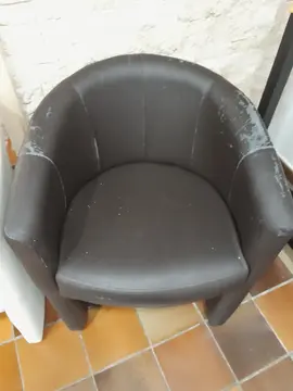 Deux fauteuils