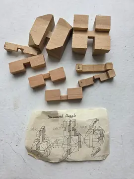 jeu en bois puzzle avec notice