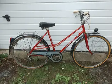 vélo Agostino. Avec vitesses