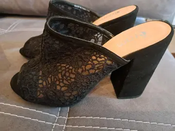 chaussures à talon noires - taille 37