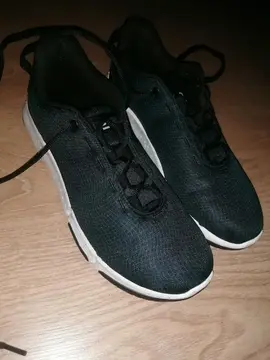 Chaussures premier prix taille 43