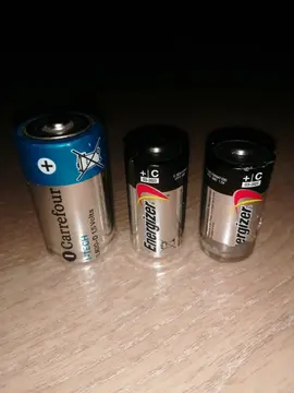 3 piles 1,5V
