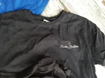 2 t-shirts taille L