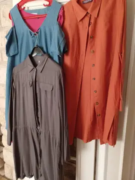 robes et tunique taille 44 46