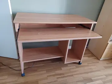meuble d'ordinateur