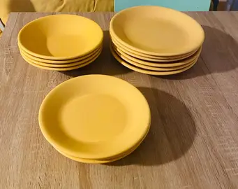 assiettes en faïence