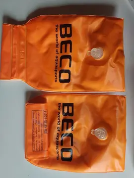 brassards piscine