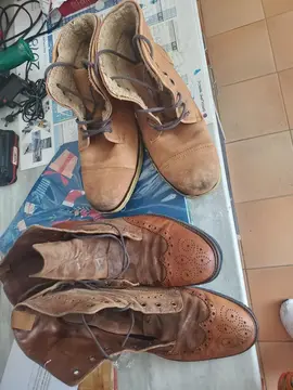 2 paires de bottines cuir T46