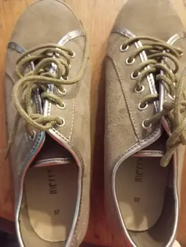 chaussures neuves 37