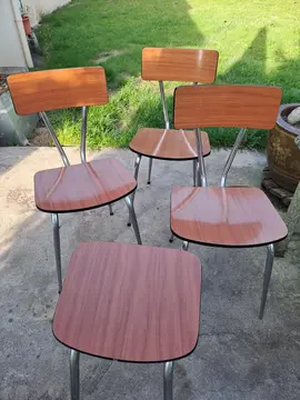 lot de chaises vintage en formica