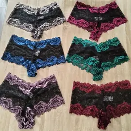 Culottes en dentelle taille L
