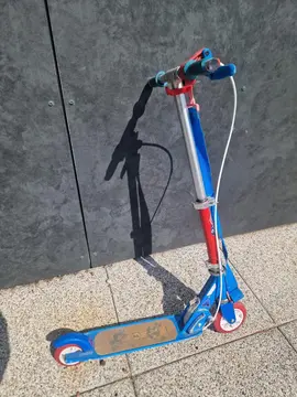 Trottinette pour enfant