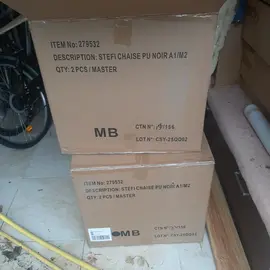 2 grands cartons pour déménagement