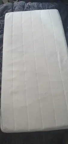 matelas lit bébé