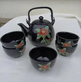 Théière et ses 5 coupes