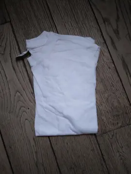 t-shirt neuf 10 ans