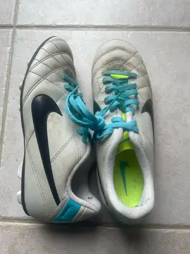 chaussures foot enfant