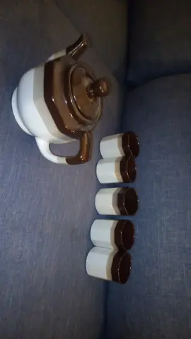 1 théière et 5 tasses