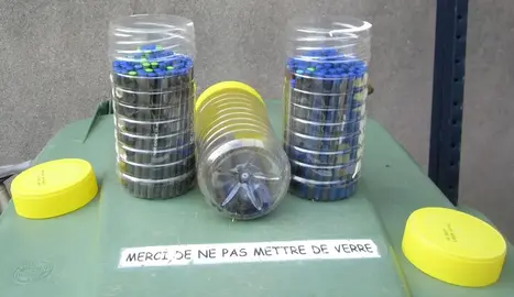 Plus de 100 Tubes de stylos bille BIC pour FSM / DIY