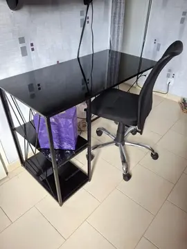 Bureau noir verre métal