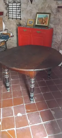 table en bois massif avec 2 rallonges