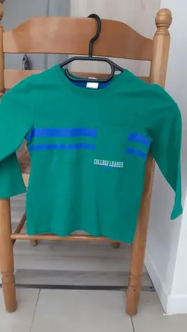 t-shirt avec manches longues