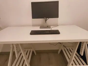 Grand bureau Ikea