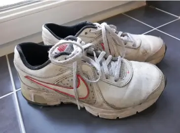 Basket Nike taille 37,5