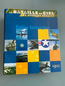 classeur avec fiches avion