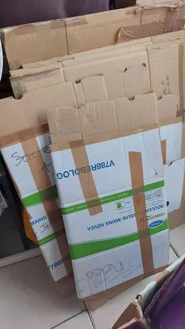 CARTONS POUR DÉMÉNAGEMENT