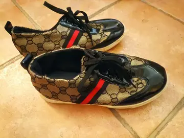 sneakers 37