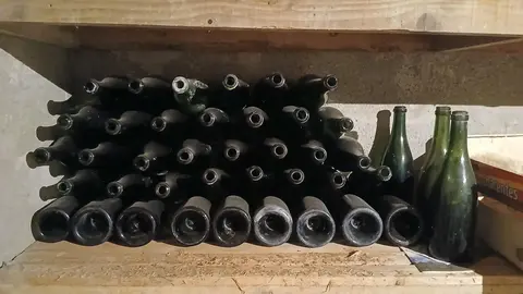 bouteilles anciennes
