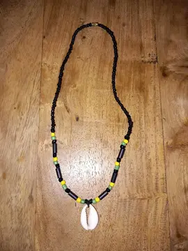 Collier coquillage