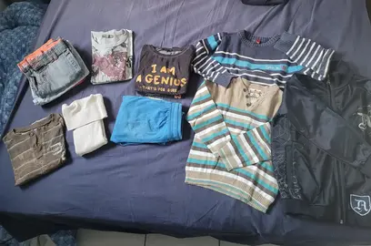 lot vêtements 5-6 ans