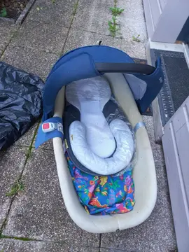 poussette +lot puériculture