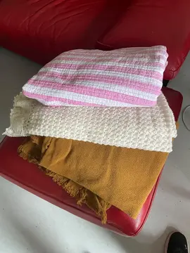 couvre lit ou canapé