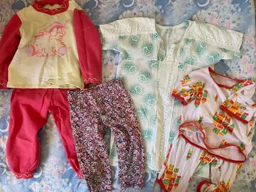 lot fille 3-4 ans