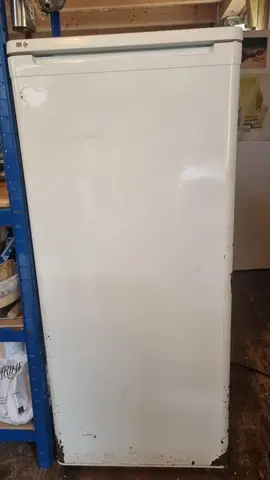 Frigidaire - Congélateur FAR 240-4S