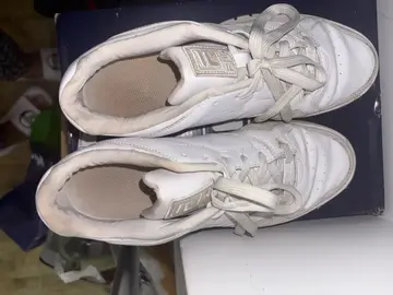 Chaussures Fila taille 40