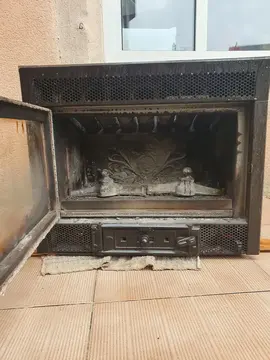 Insert pour cheminée au bois, marque "Supra"