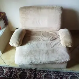 salon + table basse + tapis