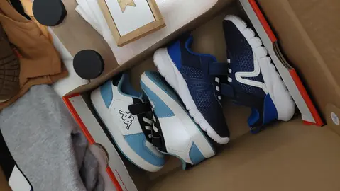 box vêtement homm femme enfant